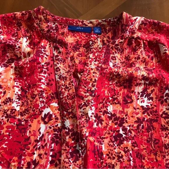 New Apt.9 ladies top size xsp - Picture 3 of 13